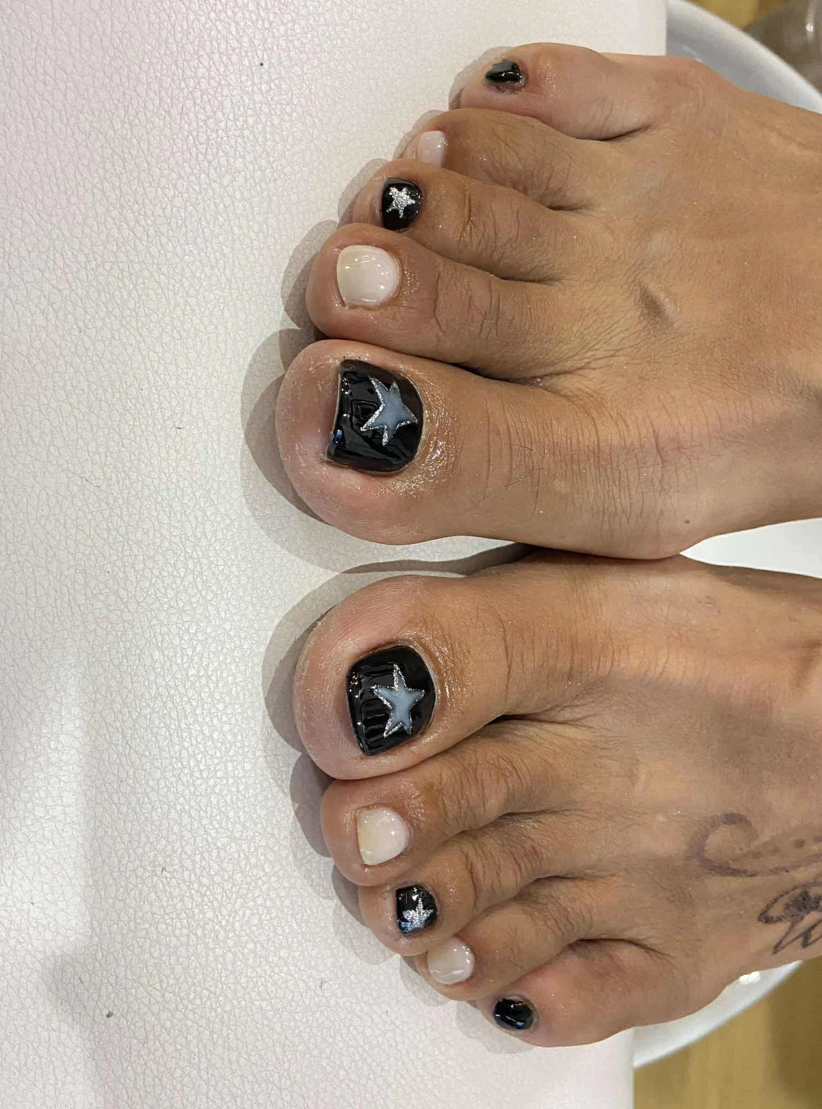 Velvet galaxy magnetic cat eye nail art in Da Nang